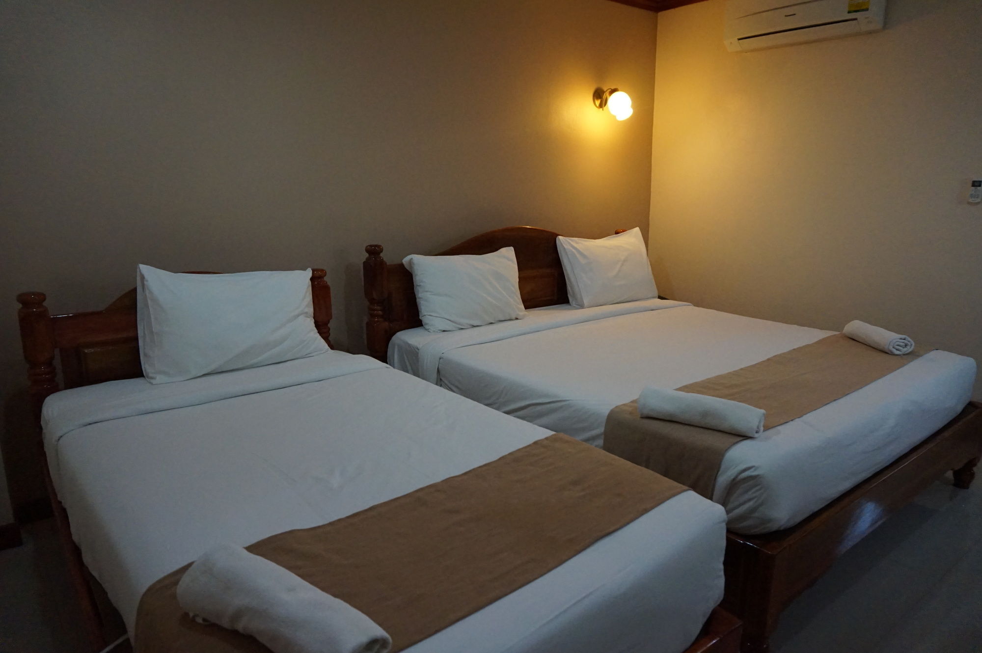 Np Residence Nakhon Phanom Eksteriør bilde
